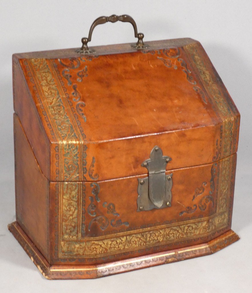 Coffret porte courrier ou papier en cuir style XVIII ème, époque XX ème-photo-2