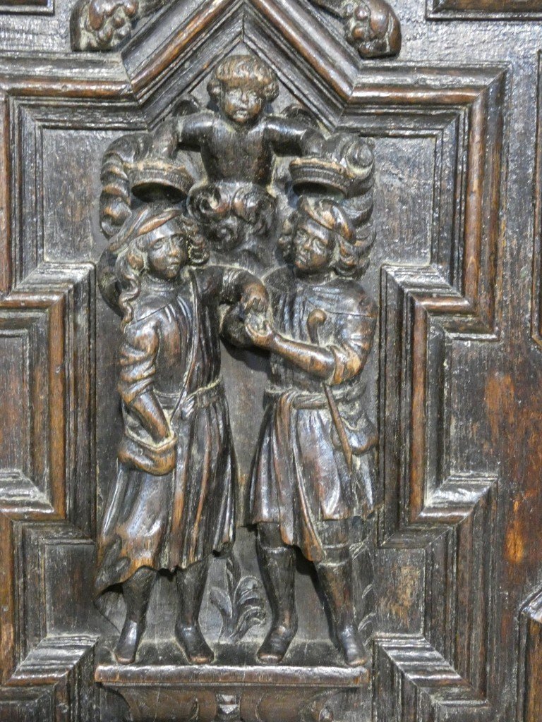 Paire de panneaux Renaissance en chêne sculpté – Scènes de Charité – Flandres, vers 1600-photo-3