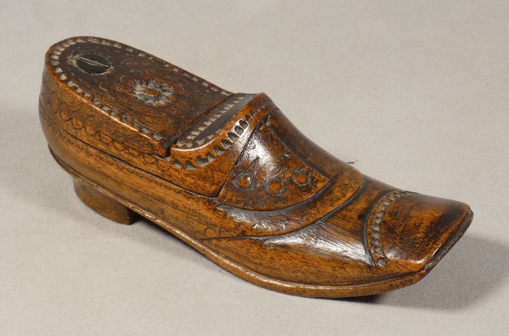 Shoe-shaped Snuffbox Carved From Walnut—folk Art, Early 19th Century