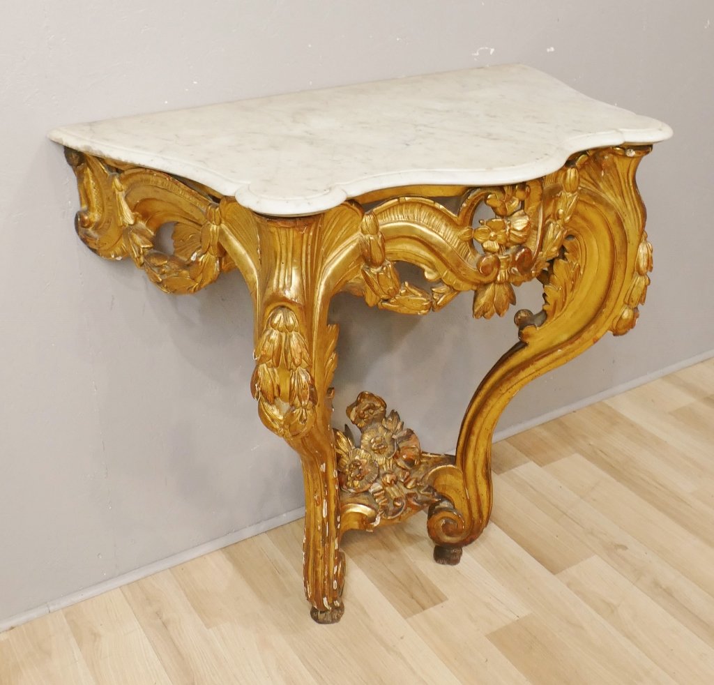 Console en bois sculpté et doré d’époque Transition Louis XV-Louis XVI, XVIIIe siècle