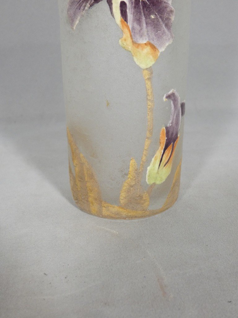 Frosted Glass Cylindrical Vase With Enameled Iris Design And Gold Accents – Art Nouveau Period, 1910-photo-3