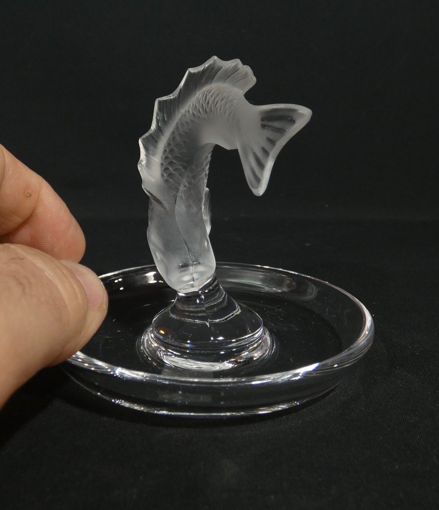 Lalique France – Vide-poche au poisson en  Cristal satiné-photo-4