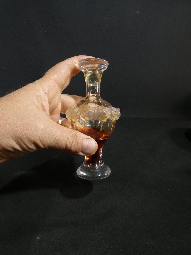 Lalique – “martine” Crystal Perfume Bottle Decorated With Roses, With Original Cap From 1980-photo-1