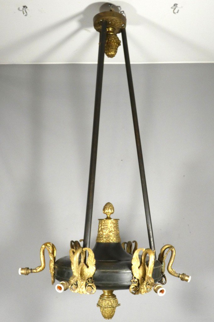 Grand lustre de style Empire en bronze doré et tôle patinée à décor de cygnes – Vers 1900-photo-2