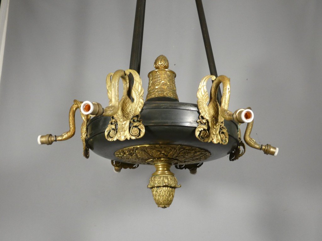 Grand lustre de style Empire en bronze doré et tôle patinée à décor de cygnes – Vers 1900-photo-3