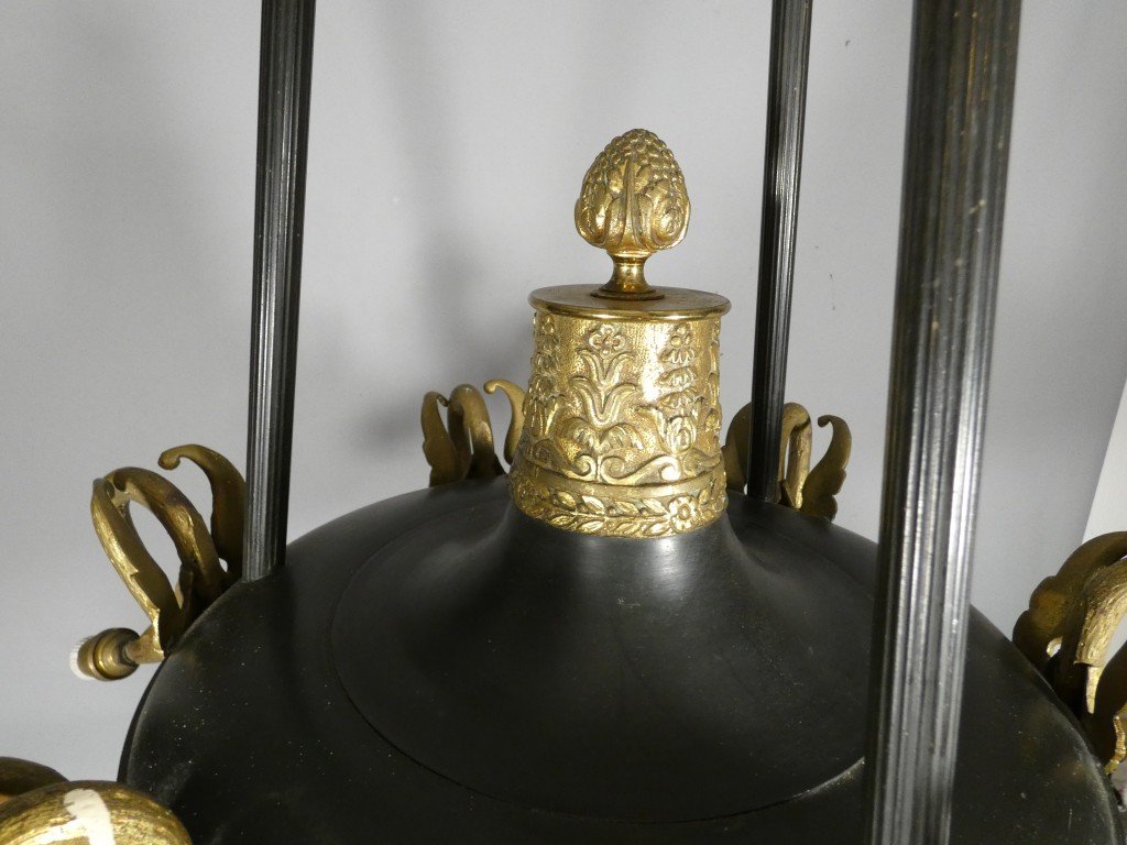 Grand lustre de style Empire en bronze doré et tôle patinée à décor de cygnes – Vers 1900-photo-3