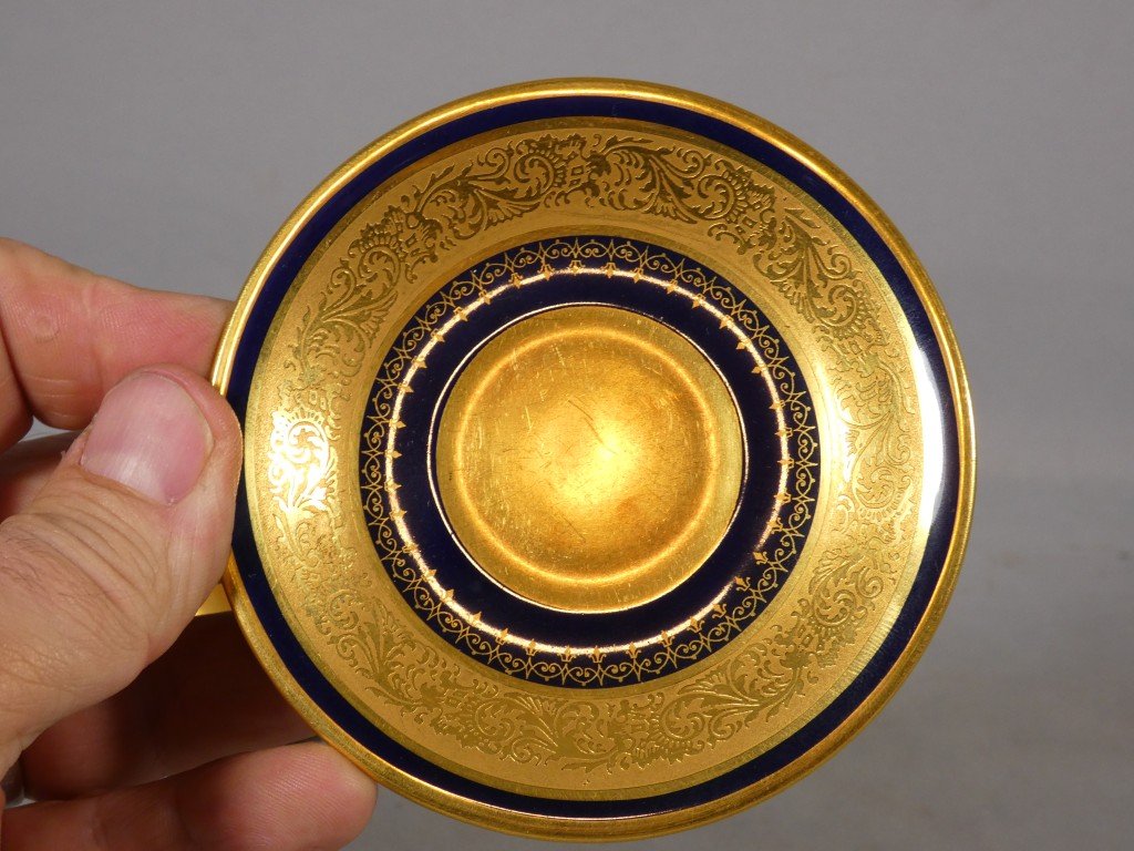 Incrustation d'or, tasse de collection en porcelaine de Limoges-photo-1