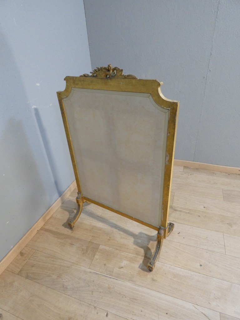 Pare-feu de style Louis XVI en bois doré décor d’une remarquable broderie asiatique  Époque XIX-photo-8