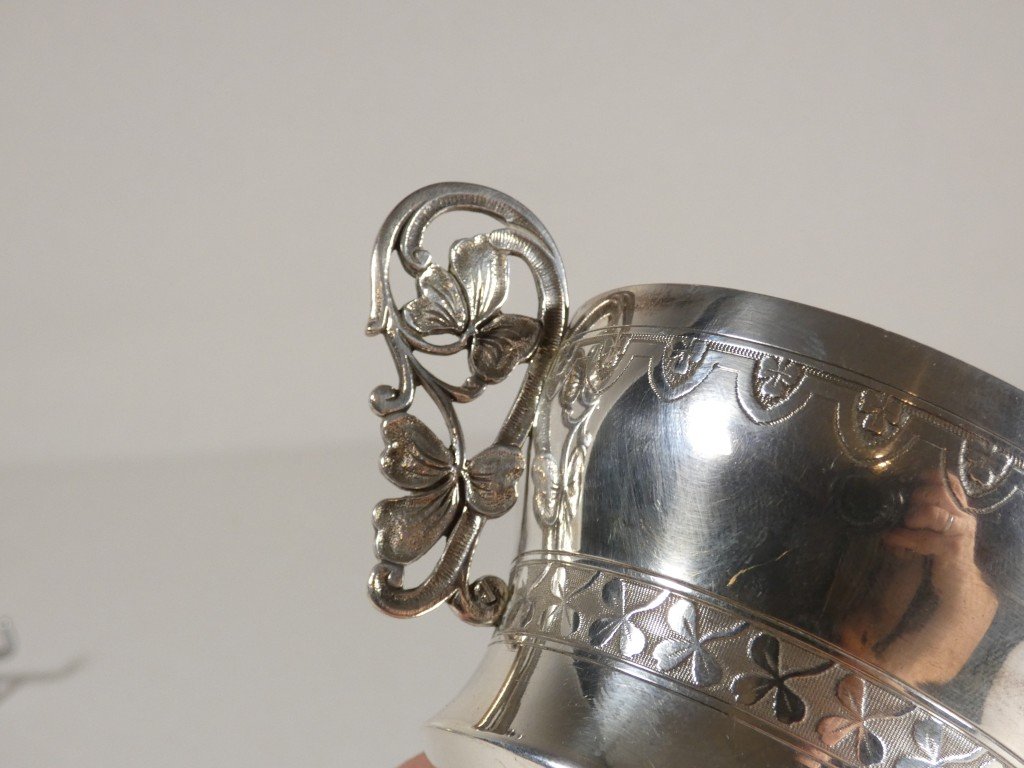 Tasse à chocolat et sa soucoupe en argent massif – Orfèvre Roussel – Décor de trèfles – XIXe si-photo-1