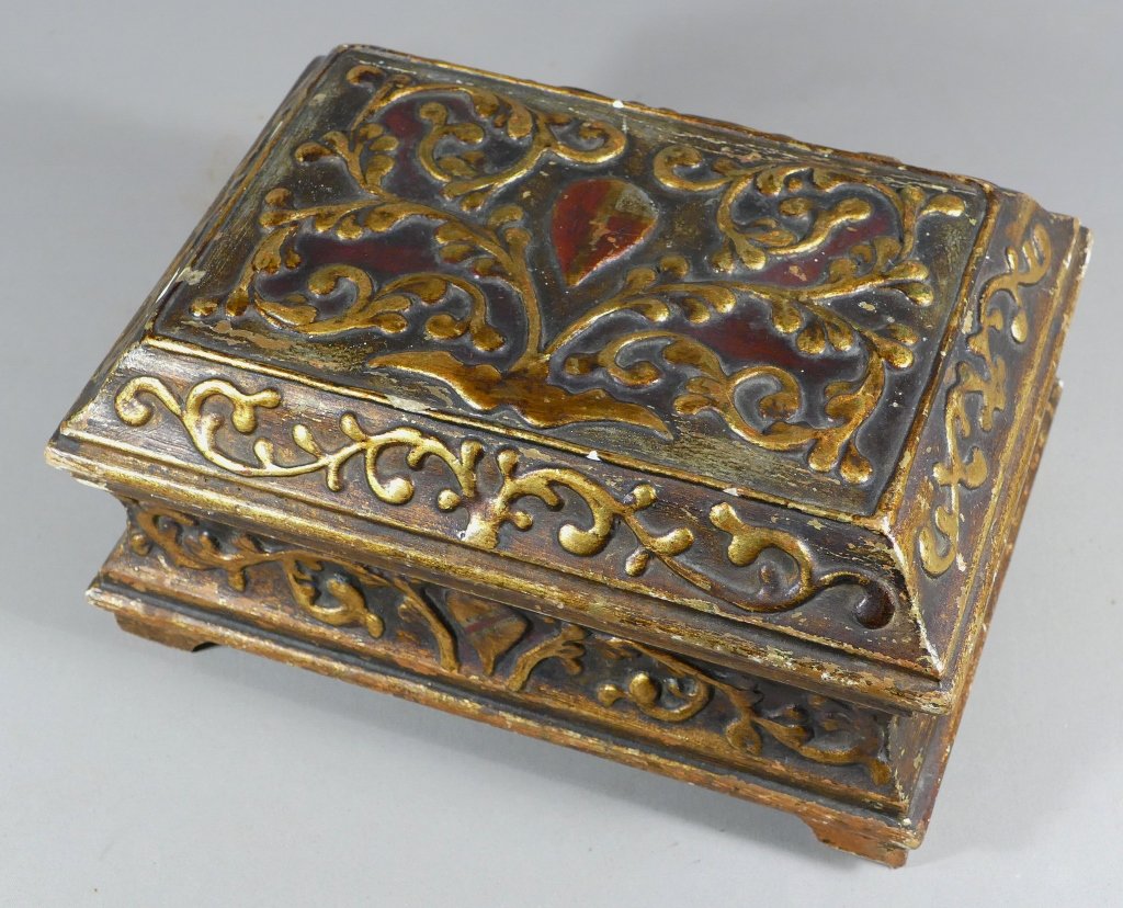 Box Wooden Carved Gilt And Polychrome Nineteenth Time