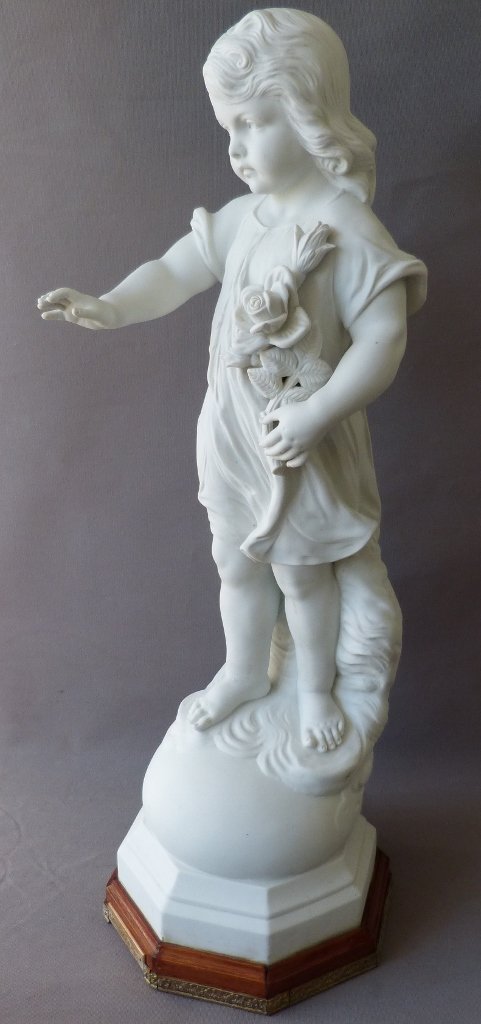 H 56 Cm, Sculpture En Biscuit, l'Enfant à La Rose, époque Début XX ème 