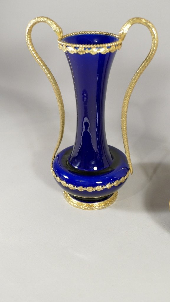 Paire De Vases En Porcelaine Bleu Sèvres Et Bronze Doré Aux Serpents, époque XIX ème-photo-3