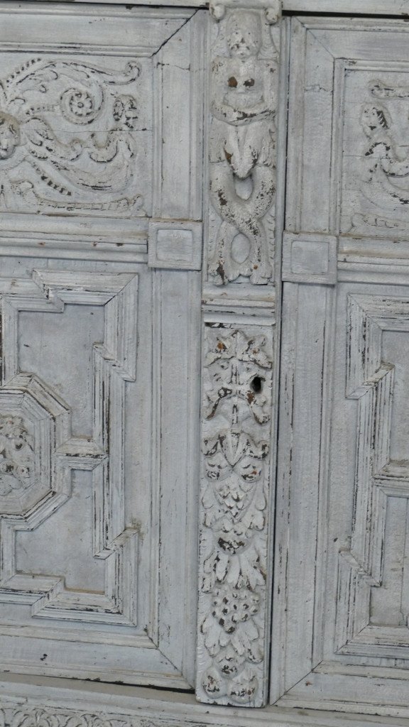 Flemish Closet Front, Patinated Carved Oak, Decorated With Angels, Mermaid And Indians, XVII-photo-4