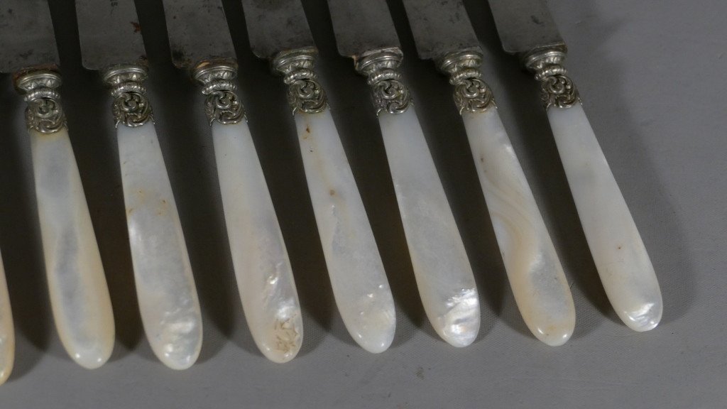 12 Cheese Or Dessert Knives In Mother Of Pearl, Silver And Steel, XIXth Time-photo-3