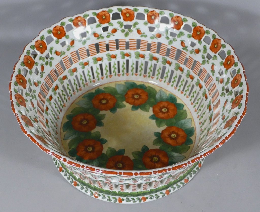 Openwork Cup In Luneville Faience, Model With Flowers, Signed Bézué Biarritz