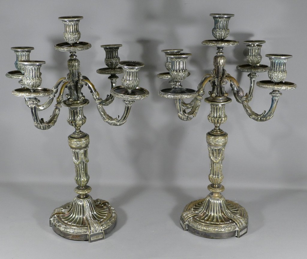 H Voisenet, Grande Paire De Chandeliers Candélabres Louis XVI En Bronze Argenté, époque XIX ème