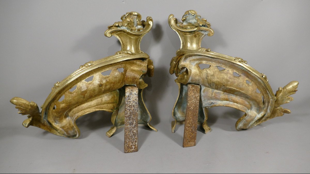 Paire De Chenets Louis XV En Bronze Doré à l'Urne Fleurie Et Feuilles d'Acanthe, époque XIX ème-photo-6