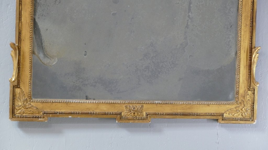 Miroir Louis XVI à Fronton à Pareclose En Bois Et Stuc Doré à La Feuille, époque XIX ème-photo-2