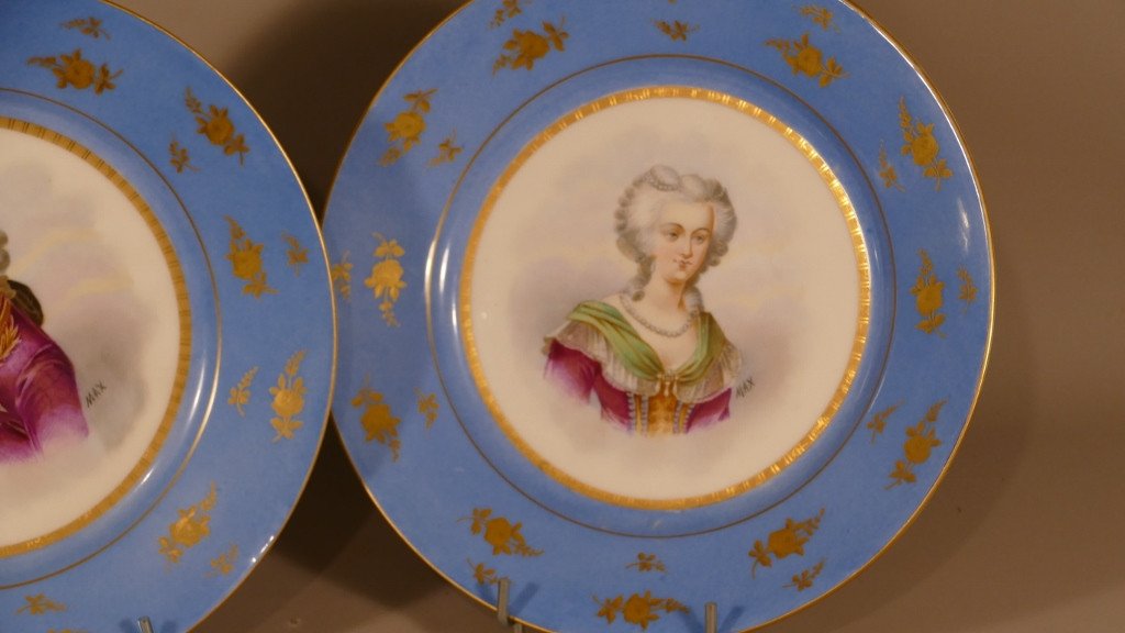 Louis XVI Et Marie Antoinette, Paire d'Assiettes Décoratives En Sèvres XIX ème-photo-3