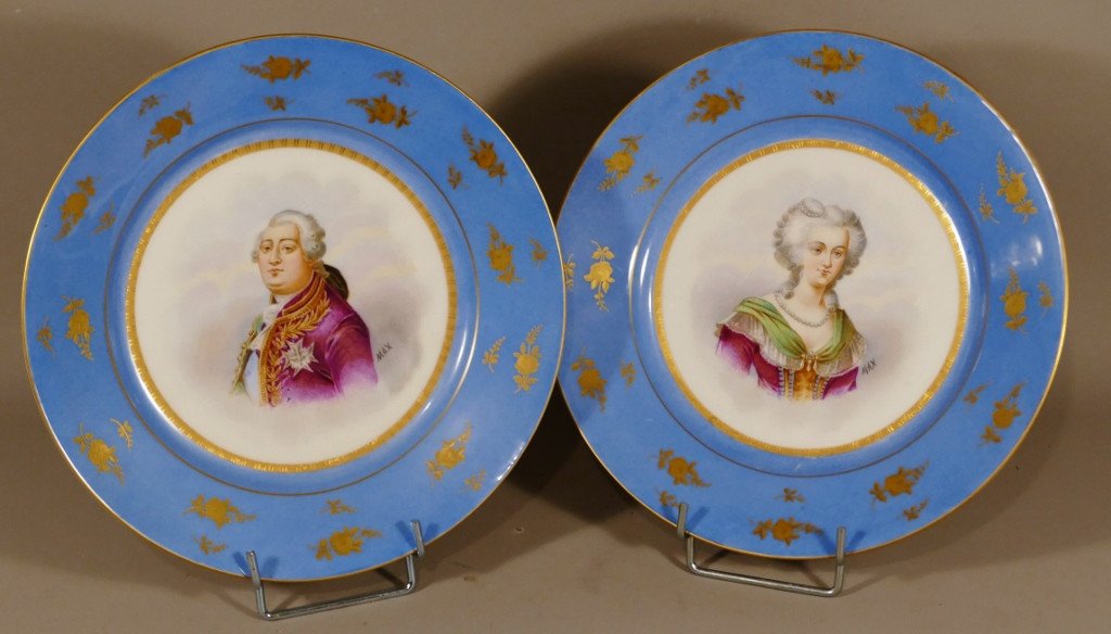 Louis XVI Et Marie Antoinette, Paire d'Assiettes Décoratives En Sèvres XIX ème