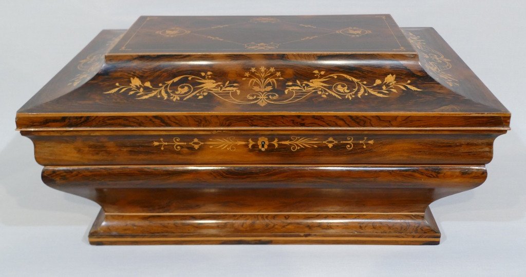 Charles X Wedding Chest In Rosewood And Lemon Tree, Tomb Shape, XIXth Time-photo-2