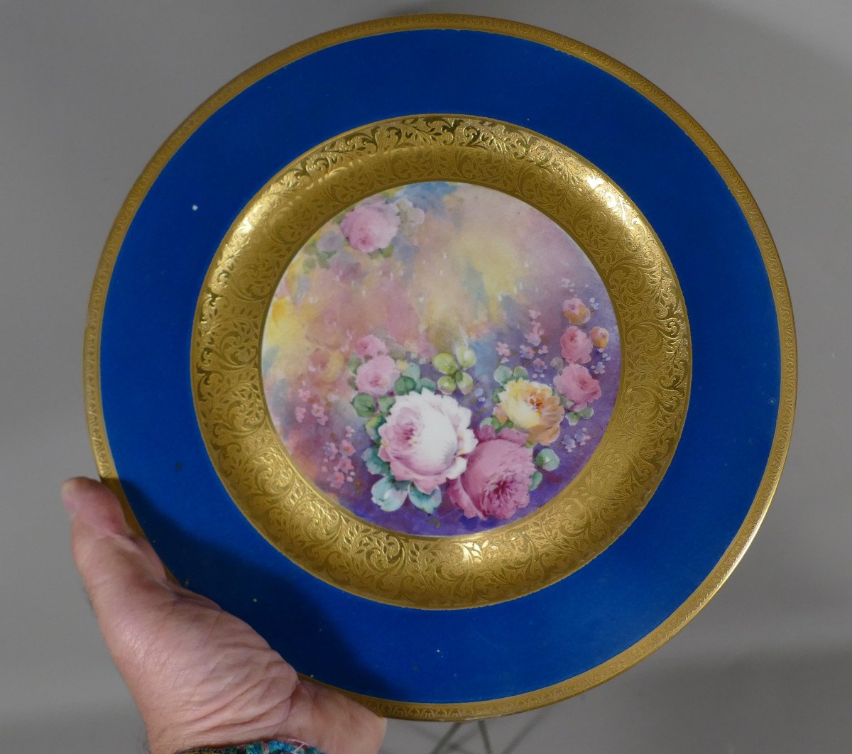 Assiette De Collection En Porcelaine Peinte à La Main Fleurs Et Incrustation d'Or-photo-4