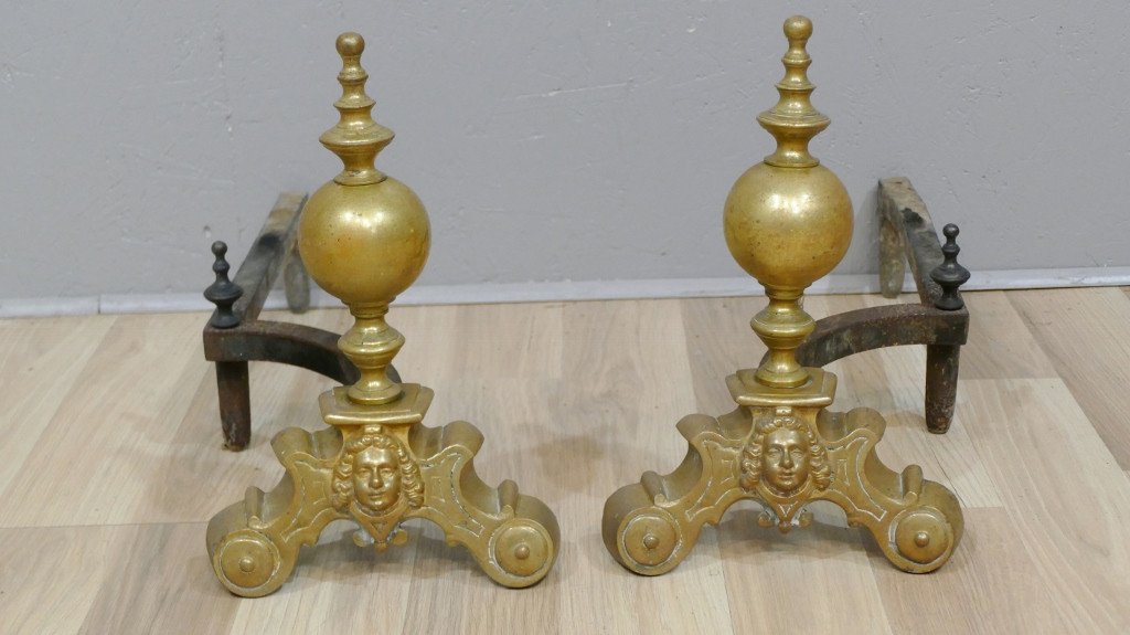 Pair Of Andirons In Louis XIII Style Marmosets In Bronze And Iron, XIXth Time
