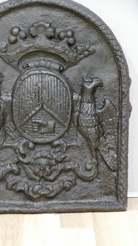 Plaque De Cheminée Fin XVII ème En Fonte Avec Couronne De Marquis Et Blason-photo-2