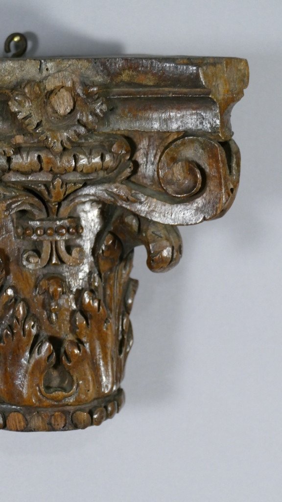 Chapiteau Corinthien En Chêne Sculpté Dans Le Goût Du XVIII ème, Console d'Applique-photo-4