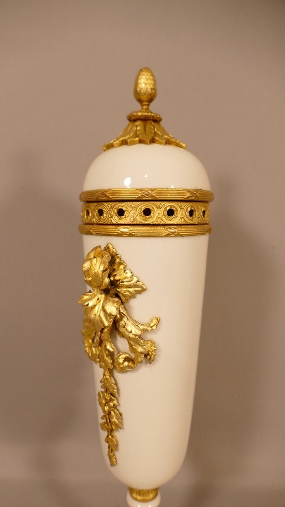 Perfume Burner, Cassolette In White Porcelain And Gilt Bronze, Napoleon III-photo-2