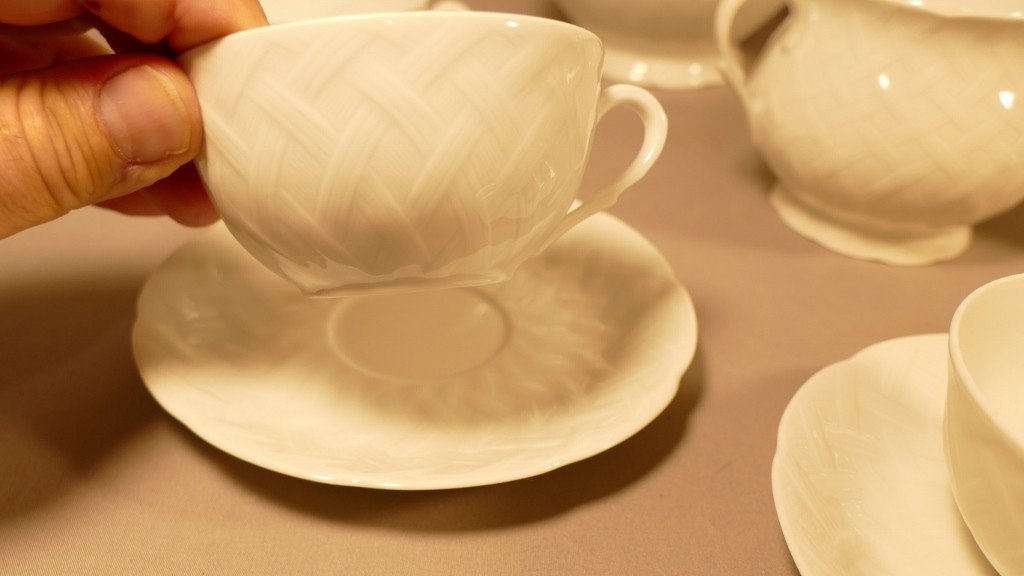 Service à Thé Et Café En Porcelaine Blanche  De Limoges, Bernardaud Tressé-photo-3