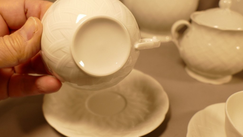 Service à Thé Et Café En Porcelaine Blanche  De Limoges, Bernardaud Tressé-photo-4