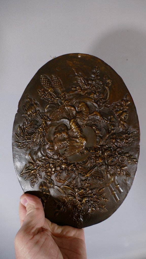 Decorative Plate In Bronze, Louis XVI Decor With Doves, Flowers And Music, Late XVIII-photo-1