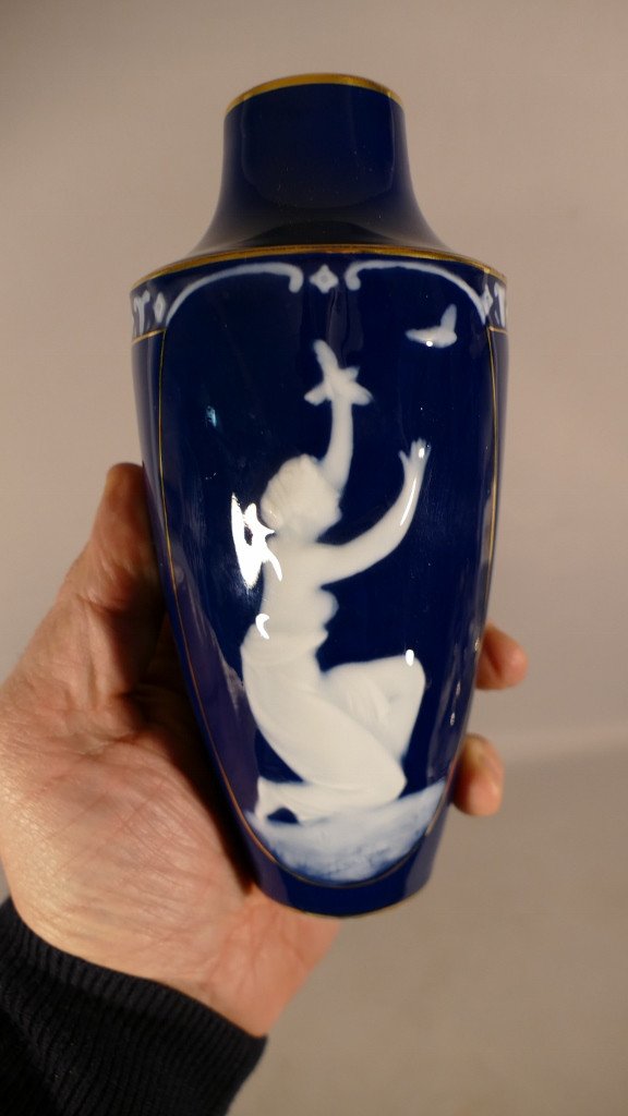 Marcel Chaufriasse, Limoges Barbotine Porcelain Vase, Young Woman With Doves-photo-4