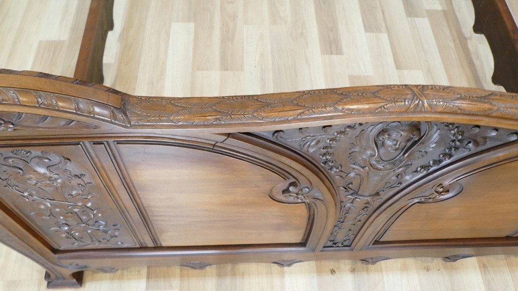 Carved Walnut Bed With Mascarons And Acantus Leaves 140*190 Late 19th Century-photo-3