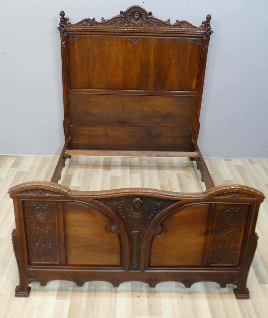 Carved Walnut Bed With Mascarons And Acantus Leaves 140*190 Late 19th Century-photo-7