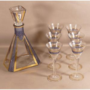 Decanter And 6 Alcohol Glasses In Granite Glass Art Deco Period