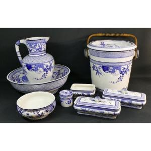 Jules Vieillard Bordeaux, Etruscan Service, Rare Toilet Set With 19th Century Bucket