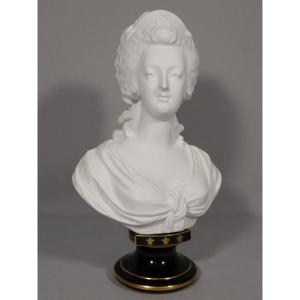 Marie Antoinette, Reine de France, sculpture en biscuit de porcelaine, Martial Redon, XIX ème