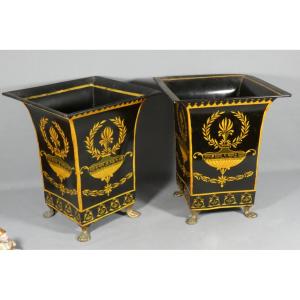 Paire de vases cornet en tôle peinte style Directoire , époque début XX ème