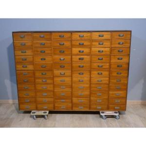Meuble de métier à 66 tiroirs, magasin, mercerie, rangement, façade acajou, époque 1960