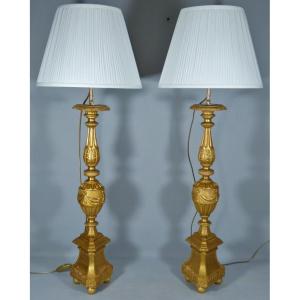 Paire de lampes pique cierges Louis XVI en bois doré époque XVIII ème siècle
