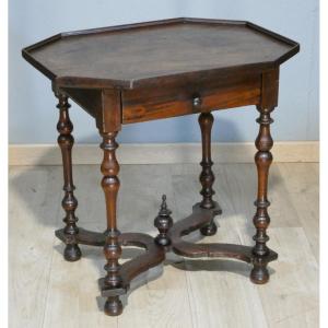 Louis XIII Period Walnut Cabaret Or Occasional Table, 17th Century