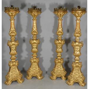 H 85 cm!! ensemble de 4 grands pique cierges en bois sculpté doré époque Louis XIV, XVIII ème