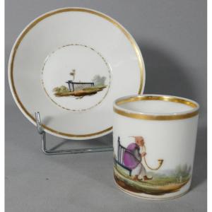 Au chinois fumant sa pipe, tasse en porcelaine de Paris époque début XIX ème siècle