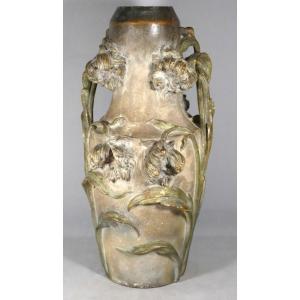 Grand vase Art nouveau aux iris signé C. Haböck – Autriche, vers 1900 – H. 54 cm