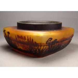Daum Nancy – Art Nouveau Candy Box With A Lake Landscape Design, Circa 1900