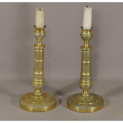 Pair Of Candlesticks In Guilloché Bronze Directoire Period, End Eighteenth Century