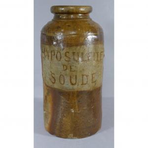 Nineteenth Pharmacy Jar In Painted Terracotta, Soda Hyposulphite