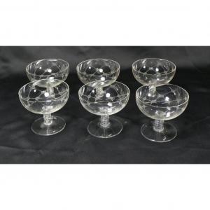 6 Art Deco Champagne Glasses In Crystal Engraved With Geometric Patterns